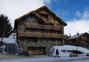LEONIE - Luxueux chalet avec piscine interieure, sauna et home cinema